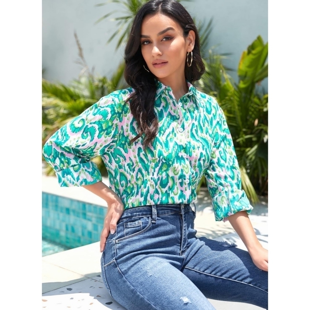 Woman's Patterned Button Down Shirt